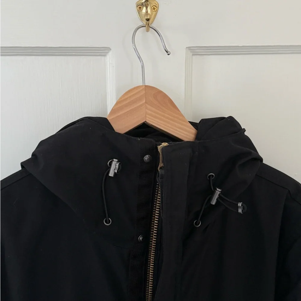 Woolrich Hooded Winter Parka w/ down filling - Picture 3 of 13